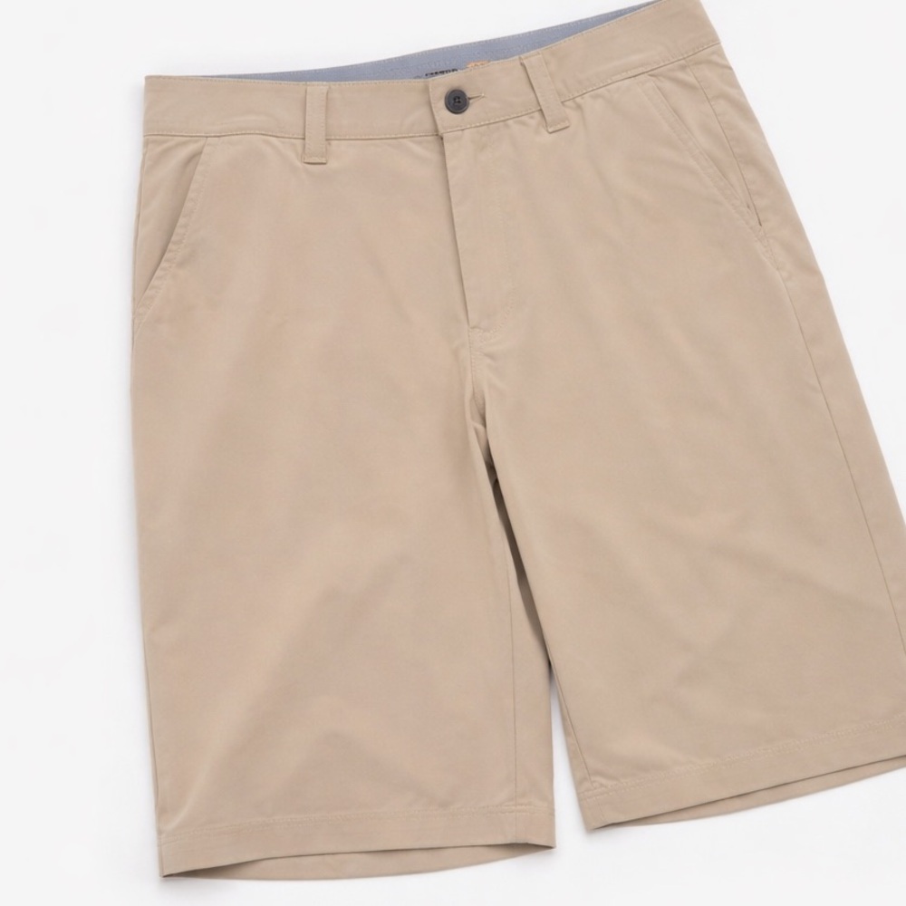 Adidas Men’s Khaki Performance Shorts 🩳